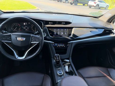 Certified 2024 Cadillac XT6 Premium Luxury w/ LPO, Floor Liner Package AWD/4WD image 11