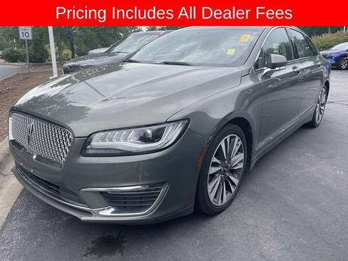 Used 2017 Lincoln MKZ Reserve FWD image 1