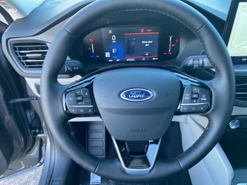 New 2025 Ford Escape Active w/ Tech Pack #1 image 6