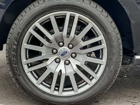 Used 2023 Ford Expedition Max Limited image 27