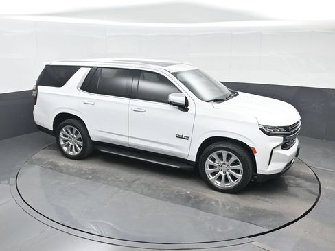 Used 2021 Chevrolet Tahoe Premier w/ Premium Package AWD/4WD image 23