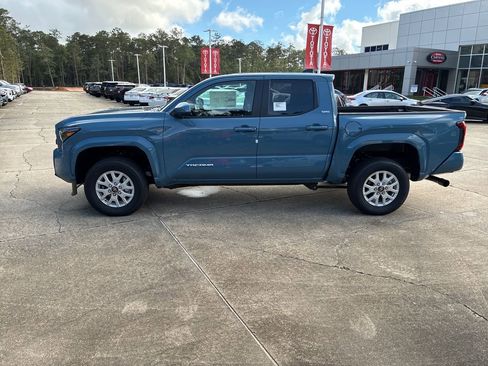 New 2026 Toyota Tacoma SR5 AWD/4WD image 2