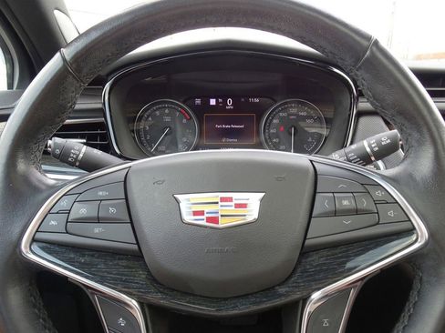 Used 2020 Cadillac XT5 Premium Luxury AWD/4WD image 21