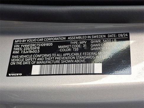 Certified 2025 Volvo XC60 B5 Plus image 25