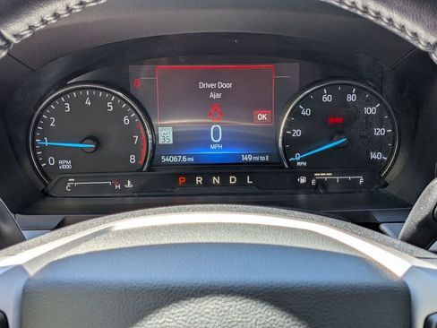 Used 2022 Ford Explorer XLT w/ Equipment Group 202A AWD/4WD image 19