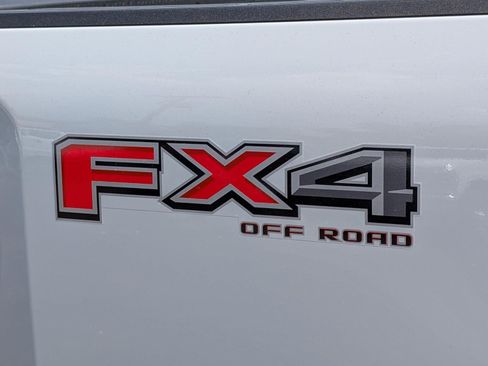 New 2026 Ford F350 XLT w/ FX4 Off-Road Package AWD/4WD image 13
