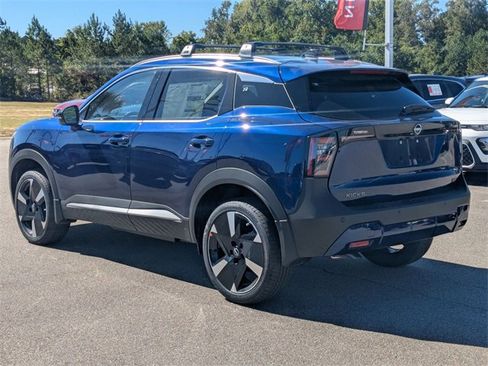 New 2026 Nissan Kicks SR image 5