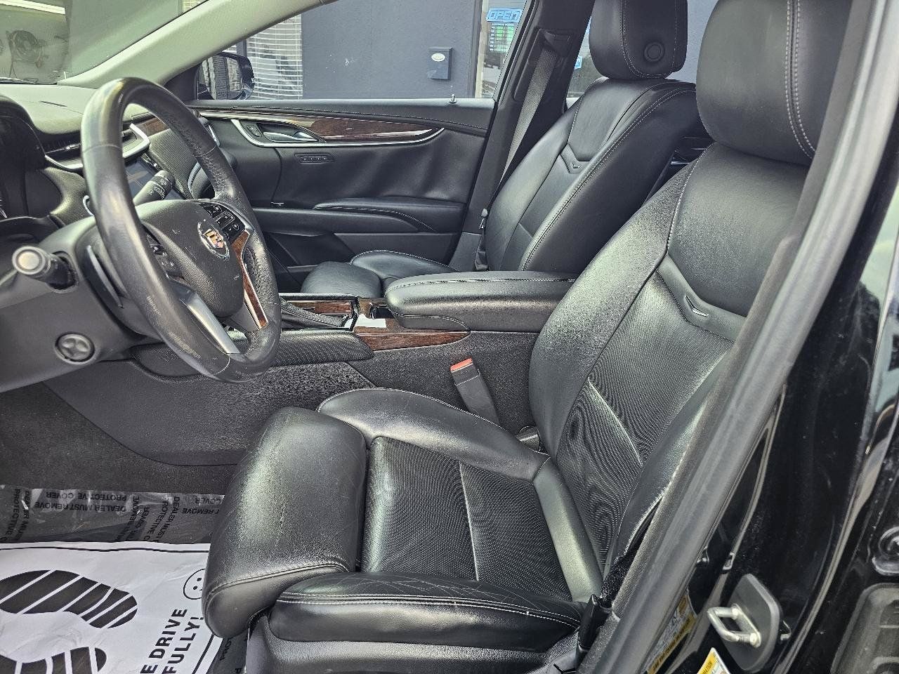 Used 2014 Cadillac XTS Luxury w/ Driver Awareness Package FWD image 12