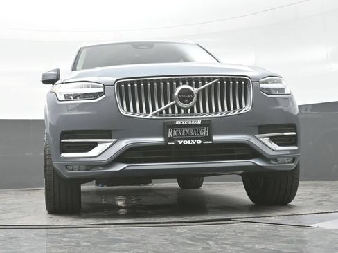 Used 2023 Volvo XC90 B6 Plus AWD/4WD image 25