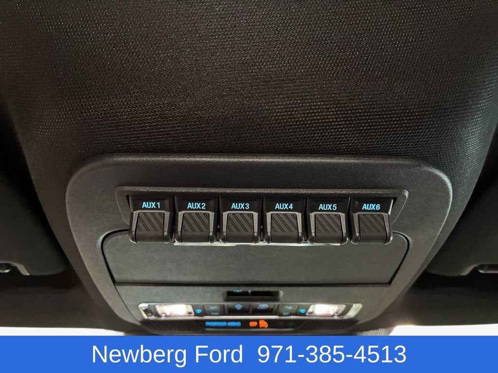 Used 2023 Ford F350 Platinum AWD/4WD image 36