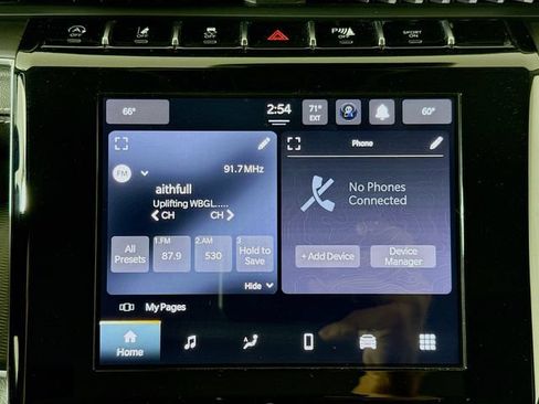 Used 2023 Jeep Grand Cherokee Laredo AWD/4WD image 14