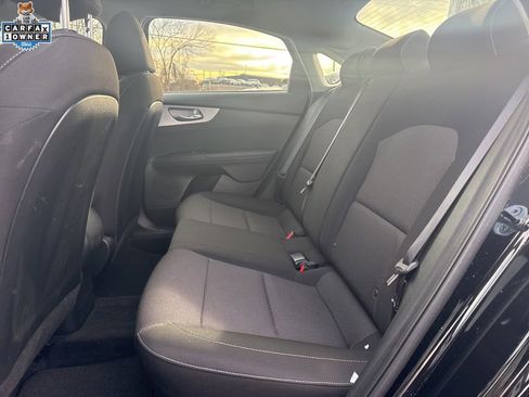 Used 2024 Kia Forte LXS w/ LXS Technology Package image 11