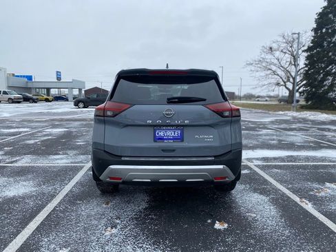 Used 2023 Nissan Rogue Platinum w/ Platinum Premium Package image 6