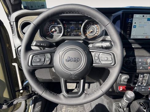 New 2026 Jeep Gladiator Willys AWD/4WD image 36