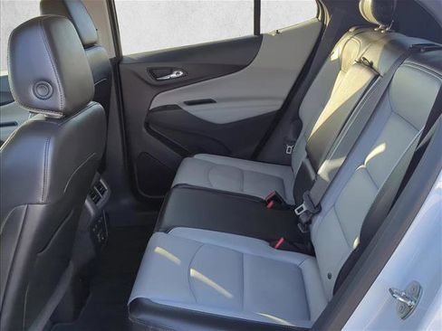 Used 2020 Chevrolet Equinox Premier image 22