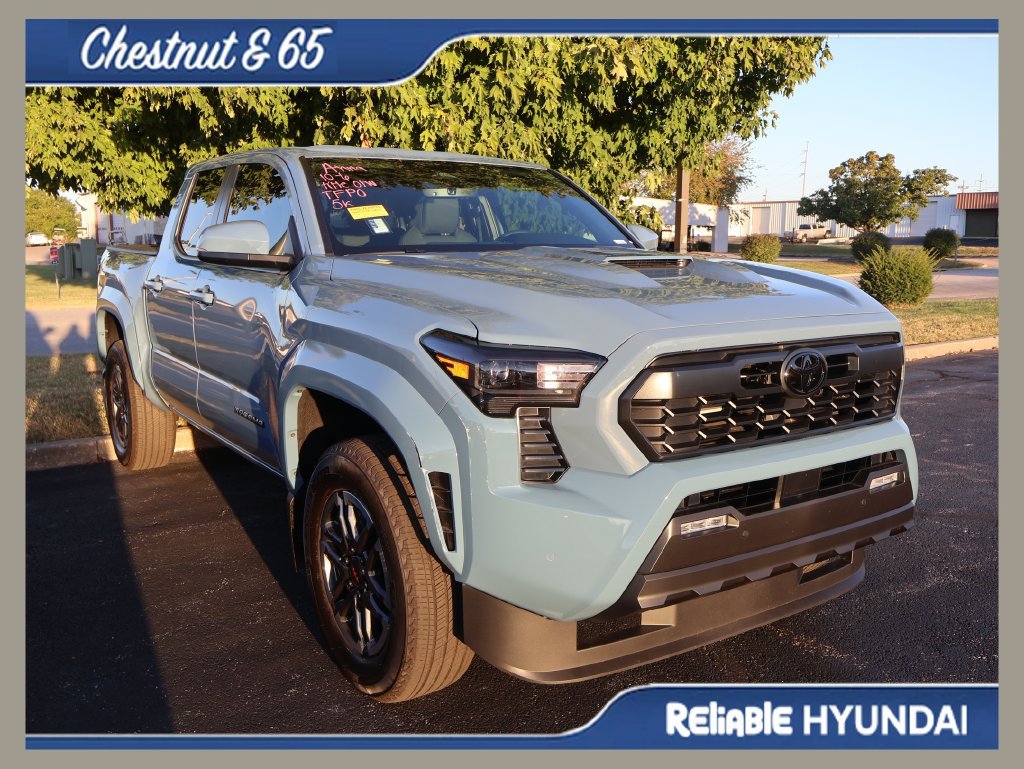 Used 2026 Toyota Tacoma TRD Sport w/ TRD Sport Upgrade Package AWD/4WD image 1