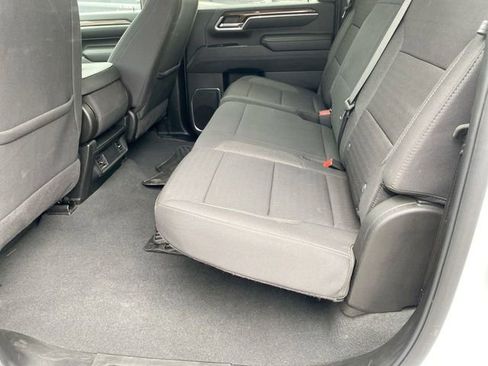 Used 2024 Chevrolet Silverado 3500 LT image 23