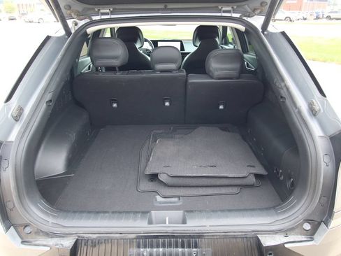 Used 2024 Kia EV6 Wind AWD/4WD image 14