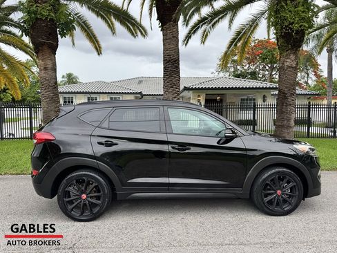 Used 2017 Hyundai Tucson Night w/ Cargo Package AWD/4WD image 9