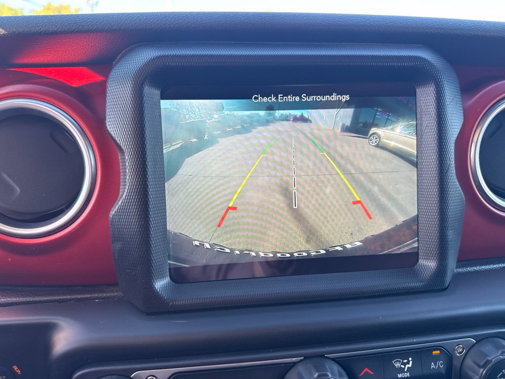 Used 2018 Jeep Wrangler Unlimited Rubicon AWD/4WD image 10
