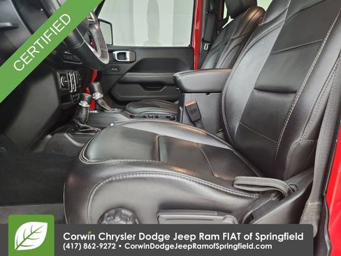 Certified 2020 Jeep Gladiator Overland AWD/4WD image 19