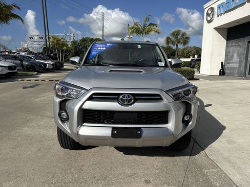 Used 2024 Toyota 4Runner TRD Off-Road Premium image 9