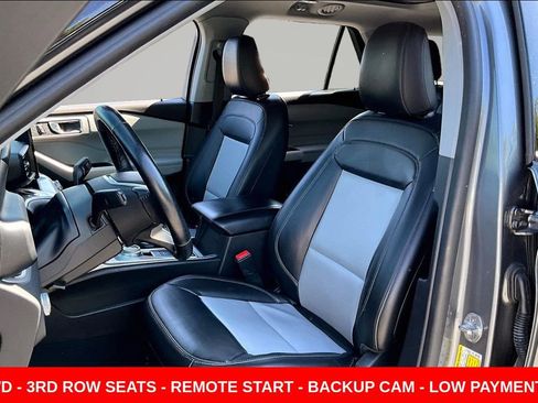 Used 2022 Ford Explorer XLT w/ Equipment Group 202A AWD/4WD image 20