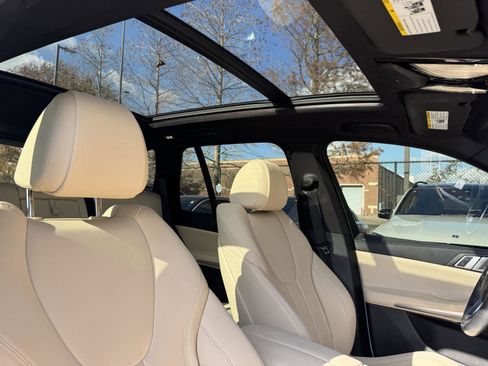 Used 2021 BMW X5 sDrive40i w/ Convenience Package image 32