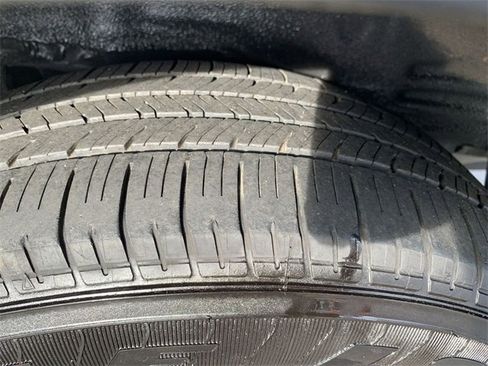 Used 2014 Toyota Corolla L image 30