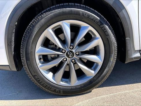 Used 2021 INFINITI QX50 Luxe image 11