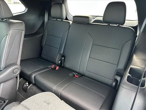 Certified 2026 Buick Enclave Preferred w/ Power Package FWD image 16
