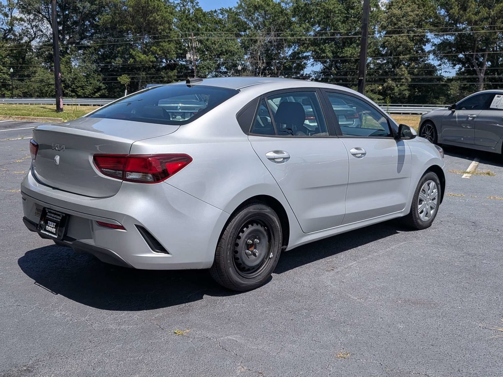 Used 2022 Kia Rio S FWD image 4