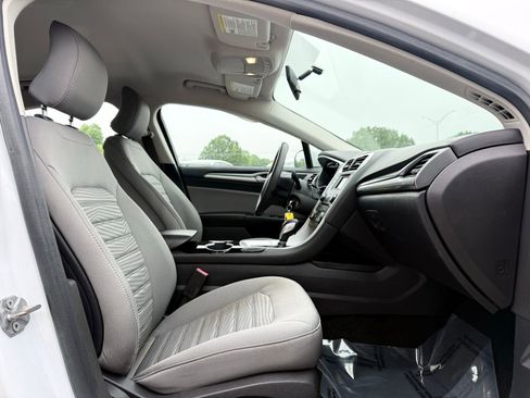 Used 2016 Ford Fusion S FWD image 21