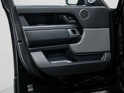 Used 2020 Land Rover Range Rover HSE image 11