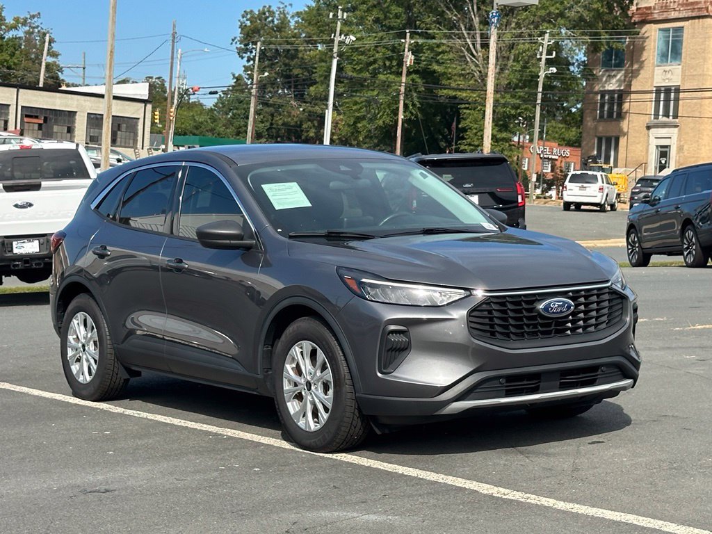Used 2023 Ford Escape Active FWD image 10
