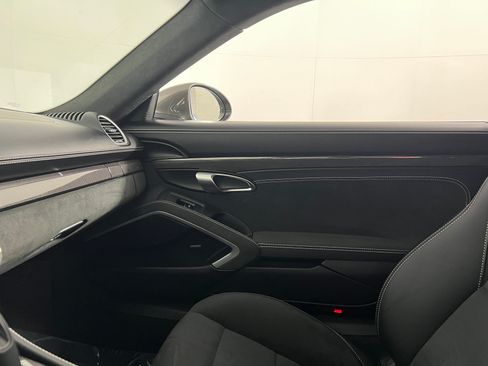 Certified 2025 Porsche 718 Cayman GTS RWD image 14