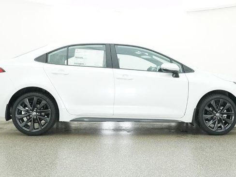 New 2026 Toyota Corolla SE image 4