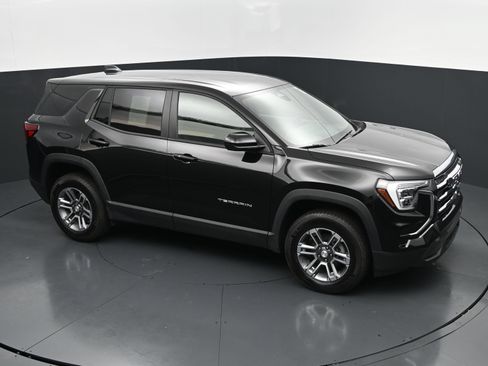 Used 2025 GMC Terrain Elevation AWD/4WD image 34