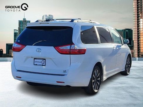 Used 2019 Toyota Sienna LE image 6