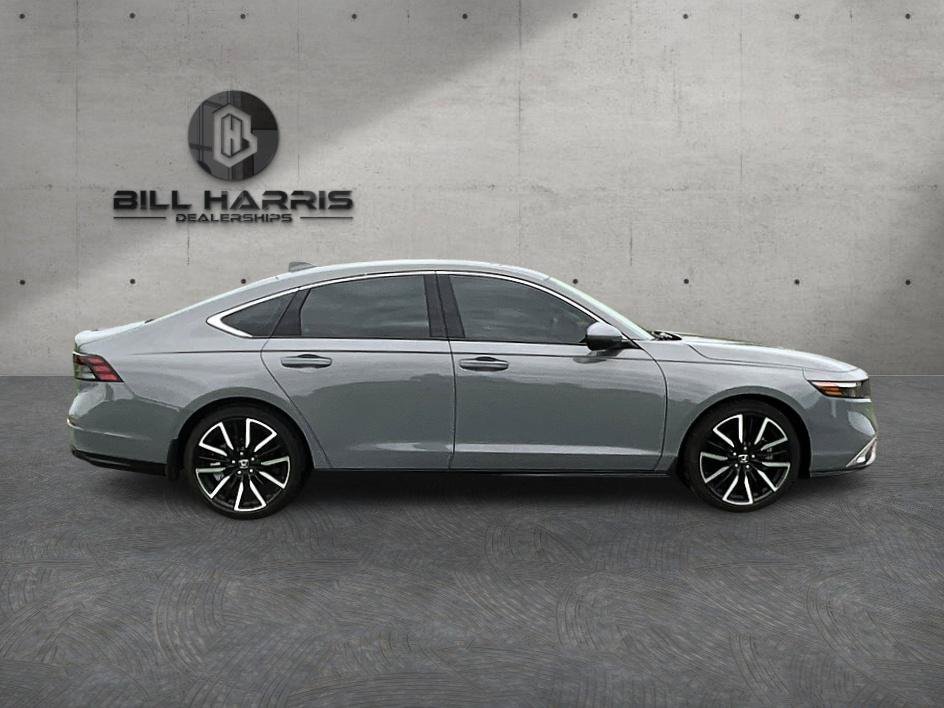 Used 2025 Honda Accord Touring image 5