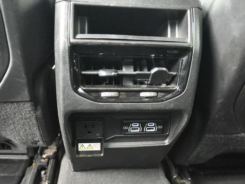 Used 2024 Jeep Grand Cherokee Altitude AWD/4WD image 14