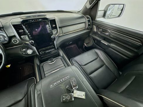 Used 2019 RAM 1500 Limited AWD/4WD image 11