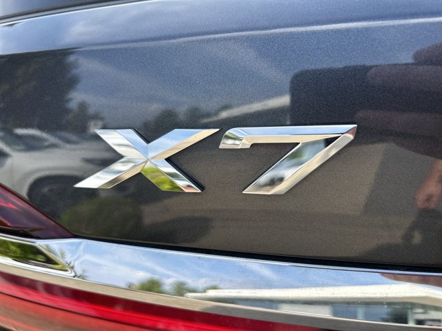 Used 2020 BMW X7 xDrive40i w/ Premium Package AWD/4WD image 7