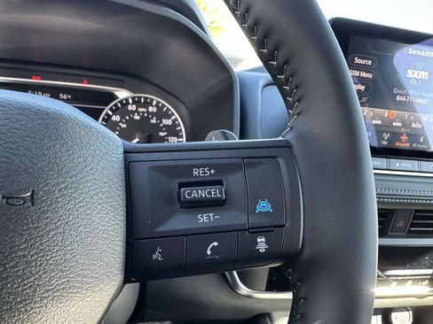 Used 2026 Nissan Rogue SV image 29