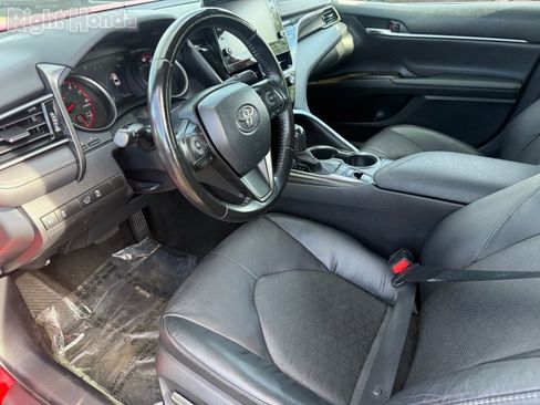 Used 2023 Toyota Camry XSE FWD image 12