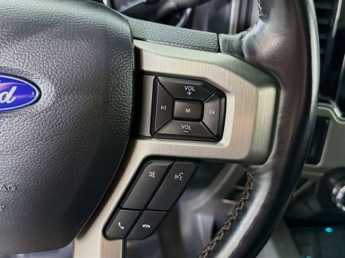 Used 2022 Ford F450 Platinum w/ FX4 Off-Road Package image 24