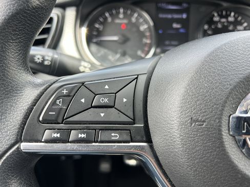 Used 2018 Nissan Rogue Sport S FWD image 26