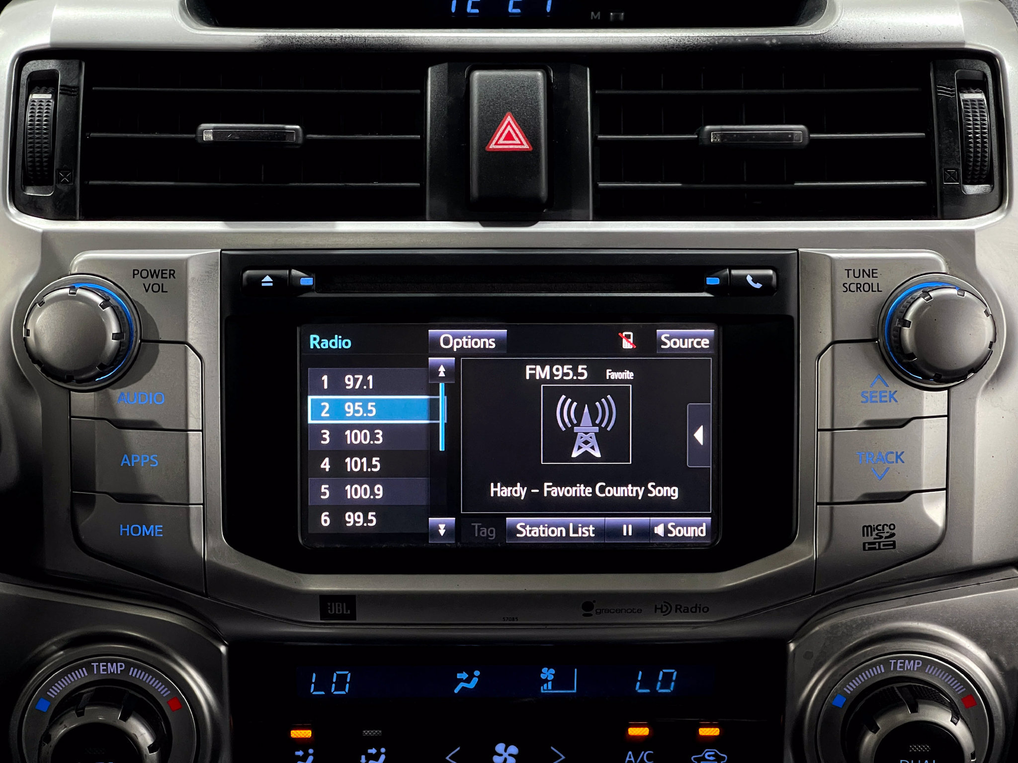 Used 2015 Toyota 4Runner Limited AWD/4WD image 23