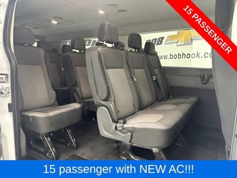 Used 2023 Ford Transit 350 XLT RWD image 27