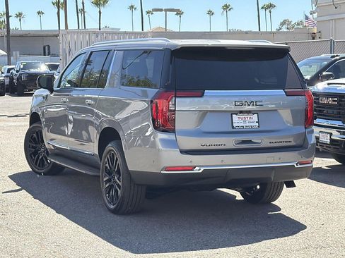 New 2026 GMC Yukon XL Elevation w/ Elevation Premium Package RWD image 6